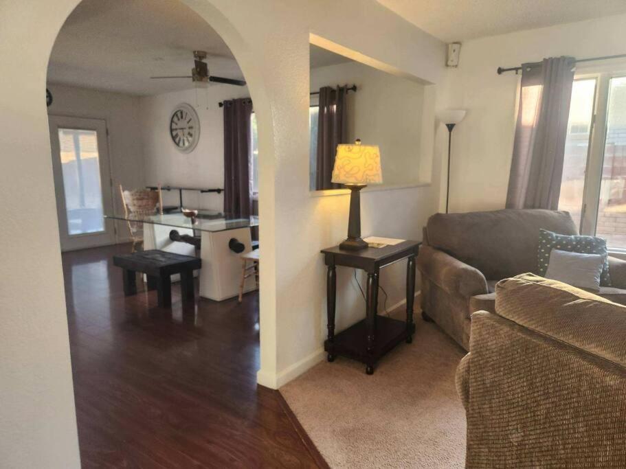 Southwestern Charm - Minutes From Everything 3/2 Sierra Vista Luaran gambar